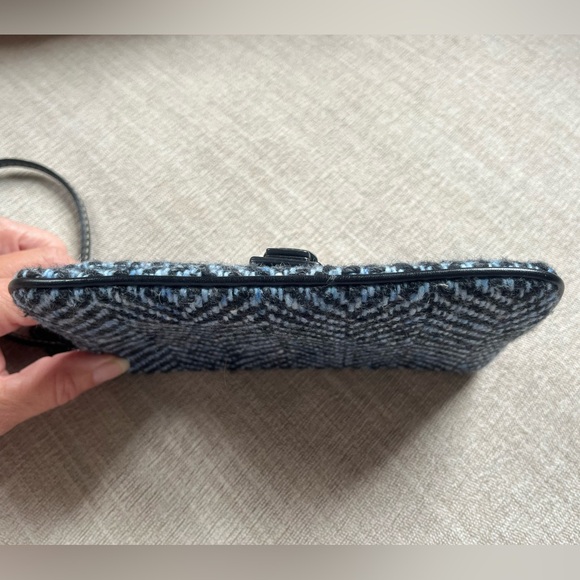 Vintage COACH Blue/BrownTweed Wristlet - Picture 5 of 9